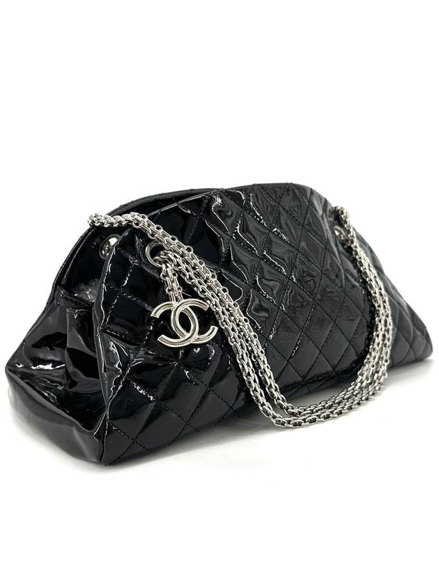 Patent Mademoiselle bowling bag shoulder - CHANEL - BALAAN 3