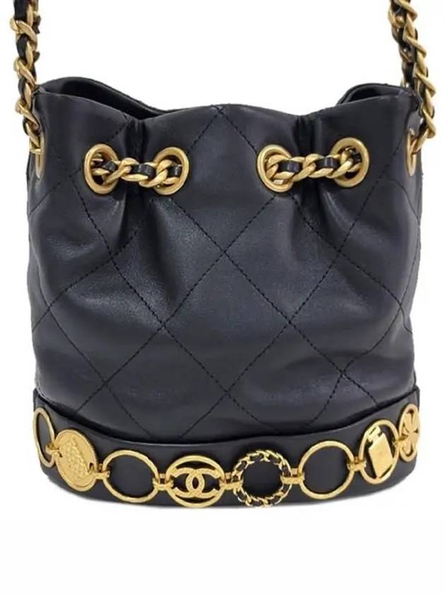 Women's KLEINE Small Leather Bucket Bag Black Gold AS4246 B13658 94305 - CHANEL - BALAAN 6