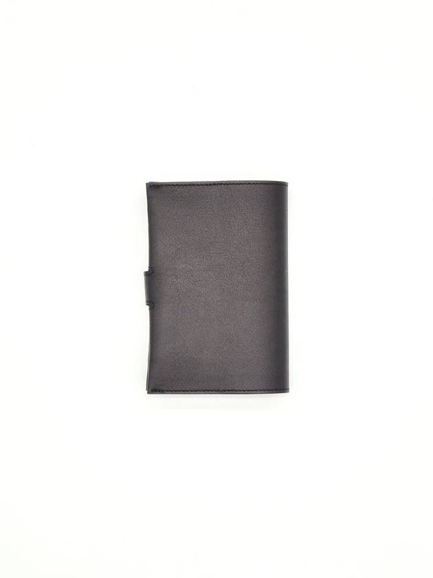 R.M.S Passport Holder Evergrain & Palladium Noir - HERMES - BALAAN 5