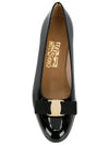 Women's Vara Bow Pumps Black - SALVATORE FERRAGAMO - BALAAN 6