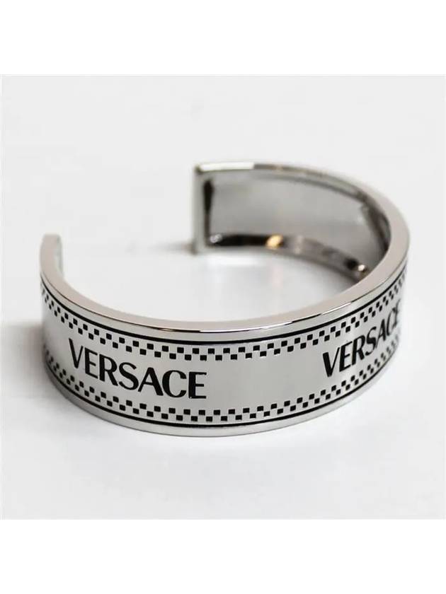 Logo Cuff Bracelet 1015198 1A00620 4J750 - VERSACE - BALAAN 4