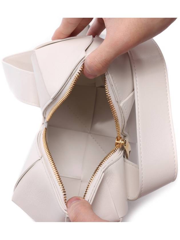 Cube Mini Cross Bag White - BOTTEGA VENETA - BALAAN 7