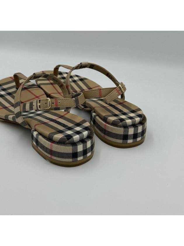 Emily Vintage Check Strap Sandals 8047805 - BURBERRY - BALAAN 5