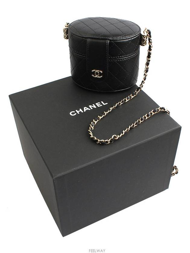 women cross bag - CHANEL - BALAAN 7