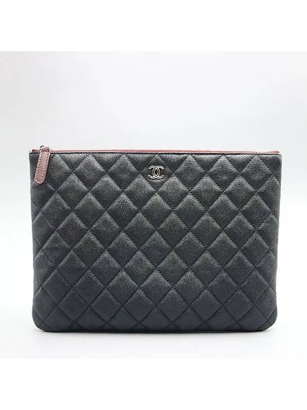 A82545 Classic Black Caviar Logo New Medium Clutch - CHANEL - BALAAN 1