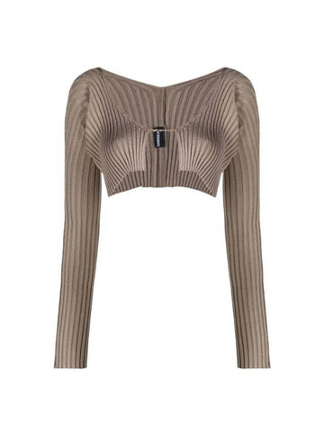 La Maille Pralu Micro Charm Logo Cardigan Dark Beige - JACQUEMUS - BALAAN 1