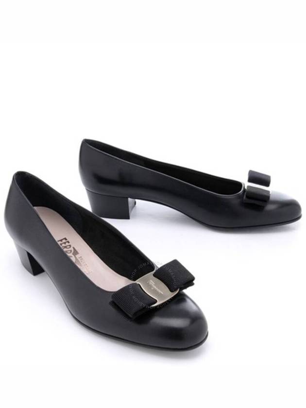 Ferragamo Vara Leather Pumps, Size 5 D - SALVATORE FERRAGAMO - BALAAN 1