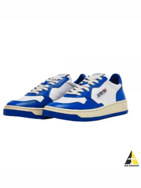 Women's Medalist Bi-Color Low-Top Sneakers Blue - AUTRY - BALAAN 2