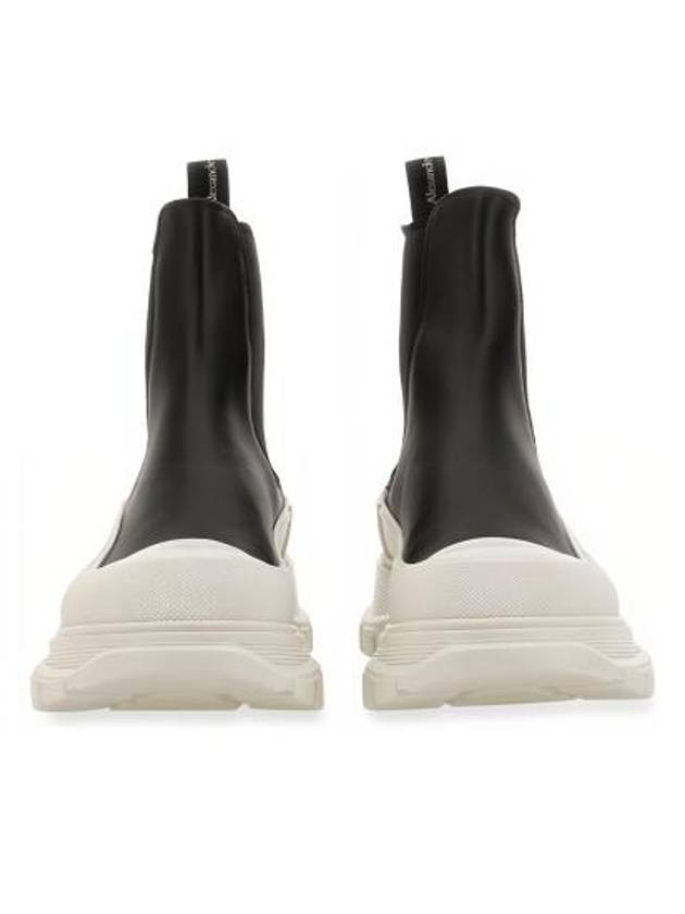 Embossed Logo Chelsea Boots Black - ALEXANDER MCQUEEN - BALAAN 3