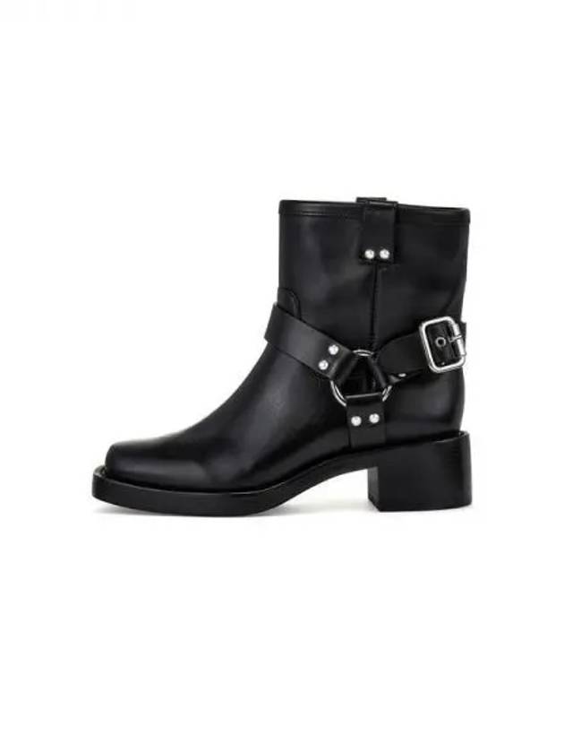 Wearing Foster ankle boots Boot Black 270541 - REFORMATION - BALAAN 1