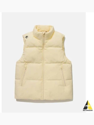 Seunghyeop Lee wearing Essential Puffer Down Vest Yellow SP323UDV91 - DESCENTE - BALAAN 1