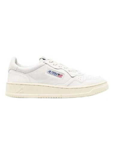 Medalist Logo Patch Low Top Sneakers White - AUTRY - BALAAN 1