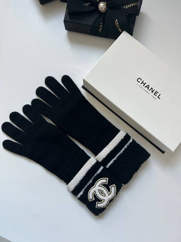 CC logo cashmere gloves AA8460 - CHANEL - BALAAN 1