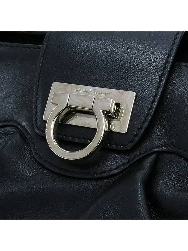 Ferragamo 21 A050 Silver Gancini Lock Buckle Logo Black Leather Shoulder Bag - SALVATORE FERRAGAMO - BALAAN 4