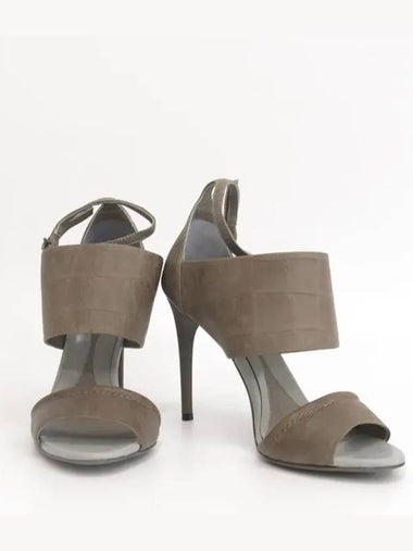 346617 Gray Leather Croc Women s Sandals 240MM - ALEXANDER MCQUEEN - BALAAN 1