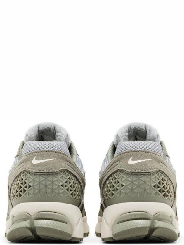 Zoom Vomero 5 Low Top Sneakers Dark Stucco - NIKE - BALAAN 3