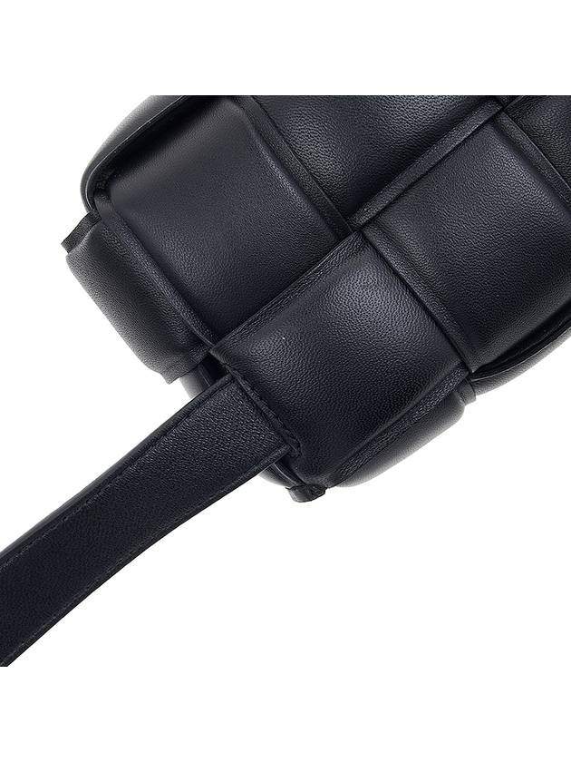 Intrecciato Cassette Padded Belt Bag Black - BOTTEGA VENETA - BALAAN.