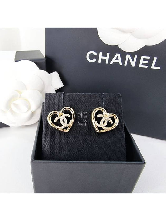 Heart CC Earrings Gold - CHANEL - BALAAN 2