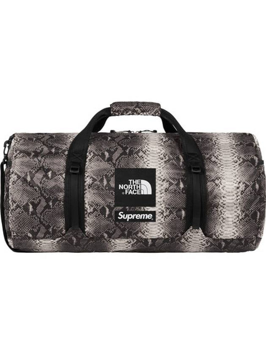 x The North Face Snakeskin Flyweight Duffle Bag Black - SUPREME - BALAAN 1