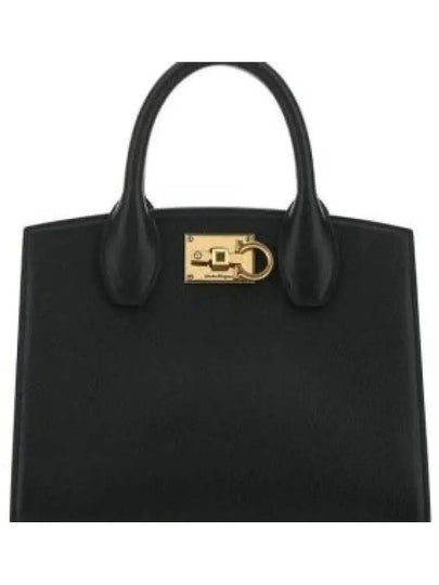 Gancini Studio Box Tote Bag Black Bonbon - SALVATORE FERRAGAMO - BALAAN 2