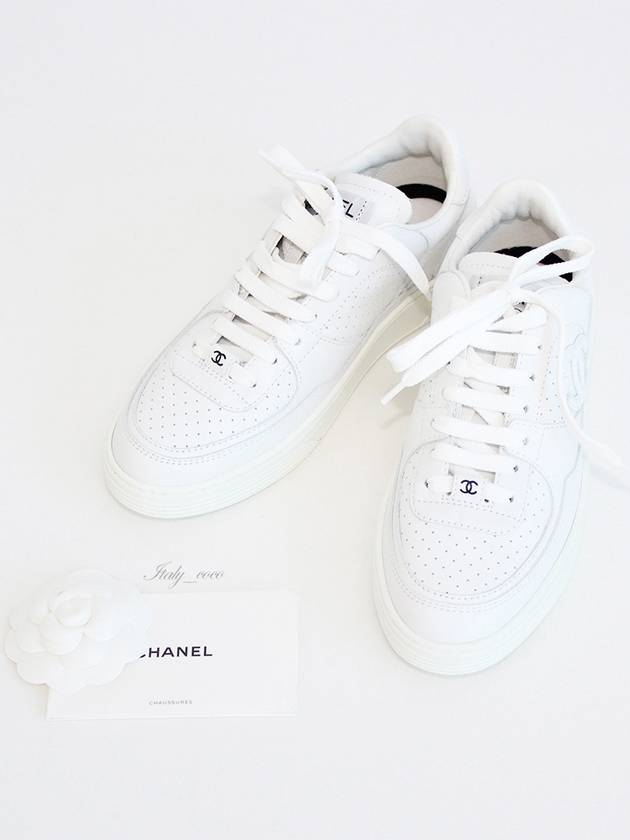 CC Logo Calfskin Low Top Sneakers White - CHANEL - BALAAN 3