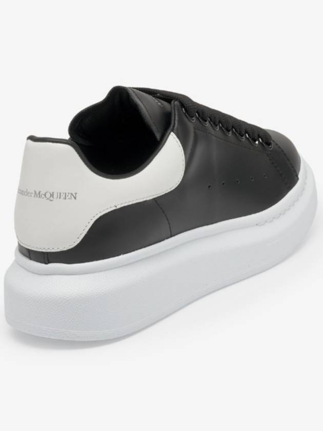 Oversole Low Top Sneakers Black - ALEXANDER MCQUEEN - BALAAN 7