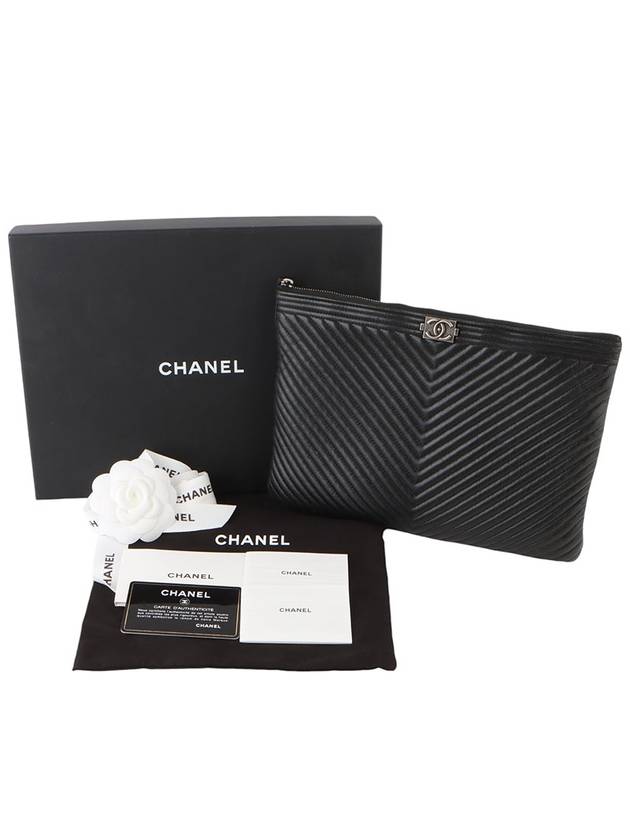 A84406 Boy Lambskin Clutch Bag New Medium 33536Y 3 - CHANEL - BALAAN 8