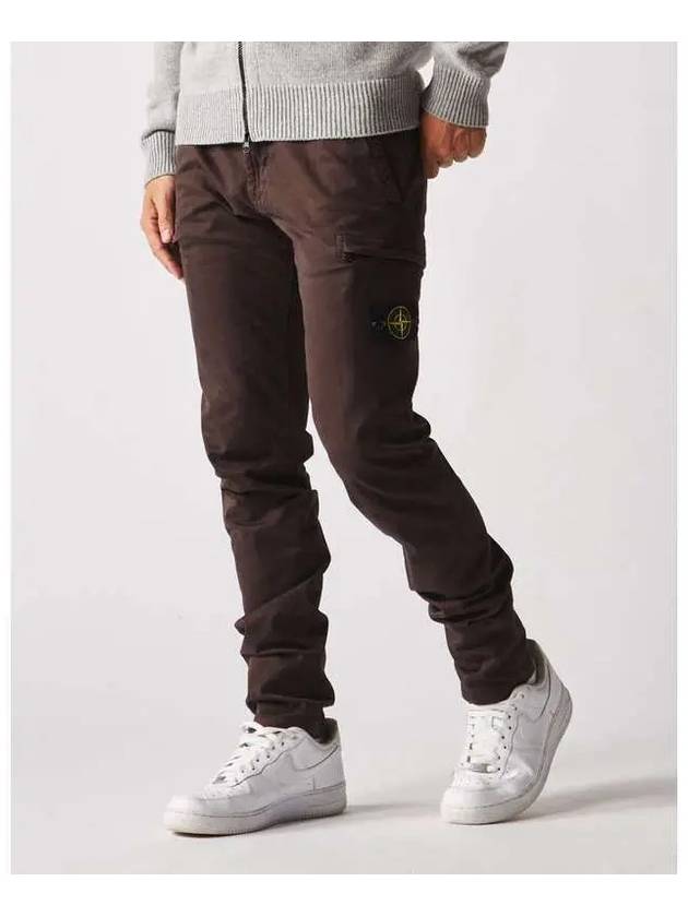 Men's Waffen Patch Straight Pants Dark Brown - STONE ISLAND - BALAAN 3