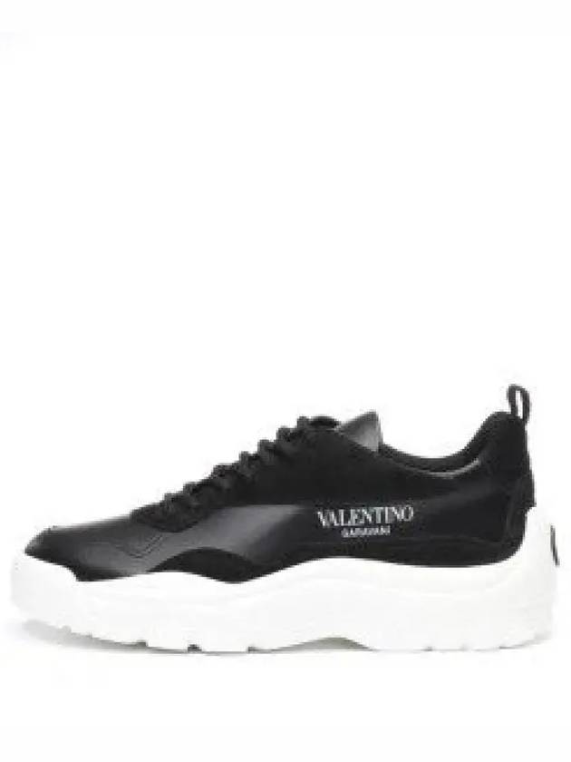 24 4Y0S0B17 VRN 0NO 4Y2S0B17 Gumboy Sneakers 1194162 - VALENTINO - BALAAN 1