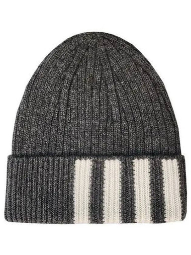 Diagonal cashmere knit beanie hat 27611282 271466 1095070 - THOM BROWNE - BALAAN 1