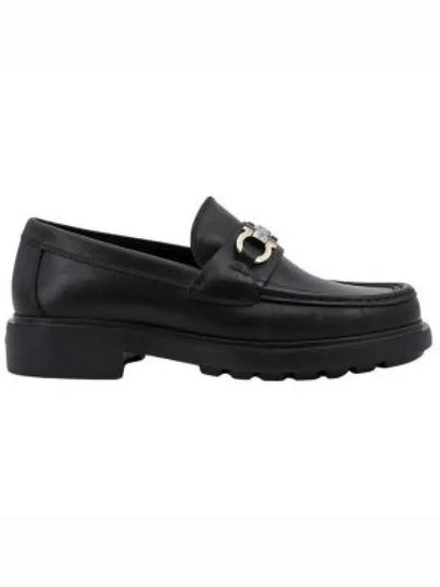 Moccasin Gancini Ornament Calfskin Loafers Black - SALVATORE FERRAGAMO - BALAAN 2