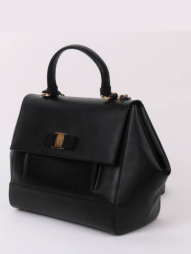 Ferragamo black gold top handle carry shoulder bag - SALVATORE FERRAGAMO - BALAAN 2