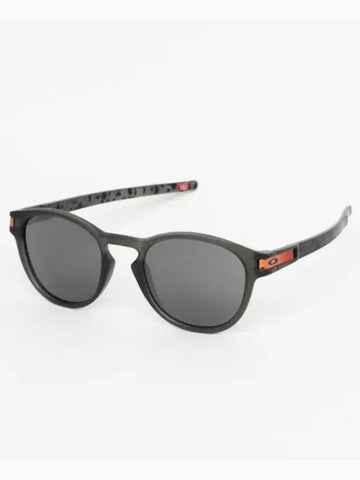 Latch Matt Gray Smoke Prism Black OO9265 6653 - OAKLEY - BALAAN 1