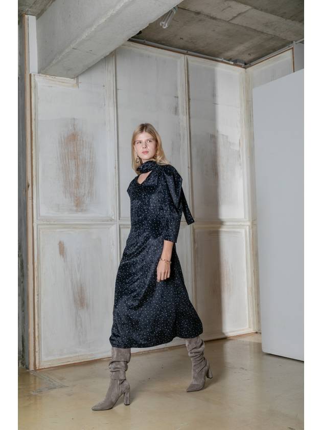 e Women's Snow Dot Muffler Attached Puff Sleeve Velvet Midi Dress Black - PRETONE - BALAAN 5