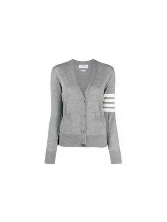 Sustainable Fine Merino Wool 4-Bar Relaxed Fit V-Neck Cardigan Light Grey - THOM BROWNE - BALAAN 2