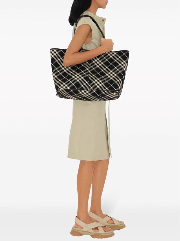 Check Medium Tote Bag Black - BURBERRY - BALAAN 3