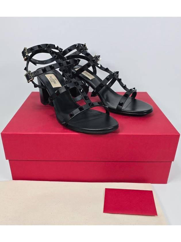 Rockstud Sandals 255 - VALENTINO - BALAAN 1