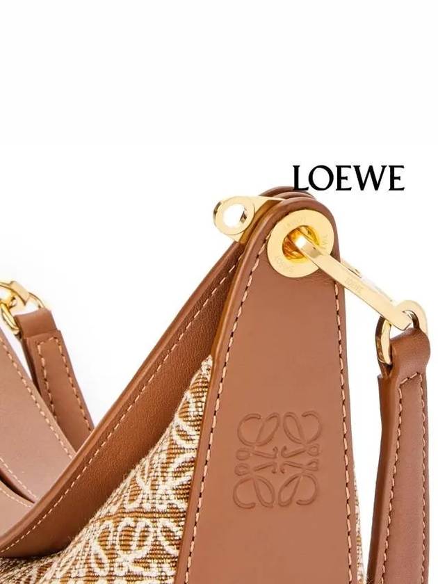 Anagram Small Shoulder Bag Brown - LOEWE - BALAAN 7