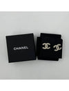 W earrings metal diamante gold crystal A86504 - CHANEL - BALAAN 1