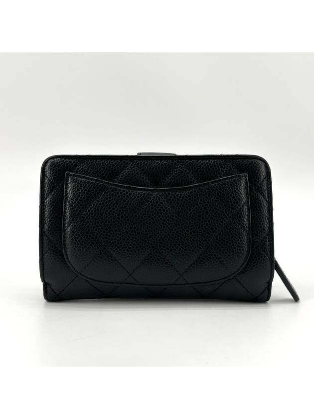 Classic Caviar Medium Wallet - CHANEL - BALAAN 5