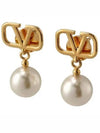 V Logo Pearl Earrings Gold - VALENTINO - BALAAN 3