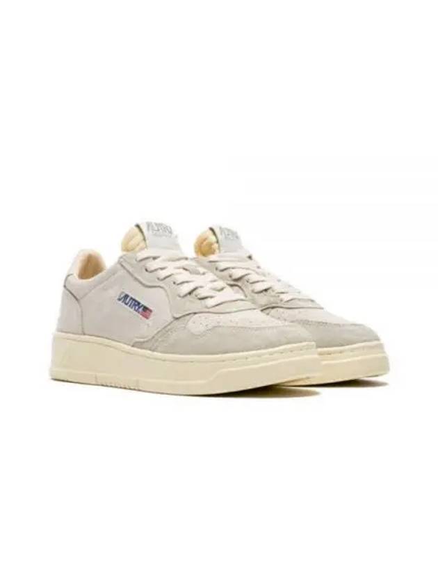 AULW XS10 Medalist raw suede sneakers - AUTRY - BALAAN 1