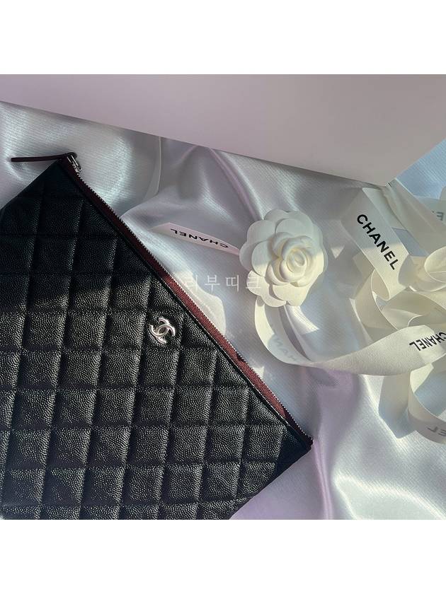 Medium Classic Clutch Bag Caviar Leather & Silver Black - CHANEL - BALAAN 4