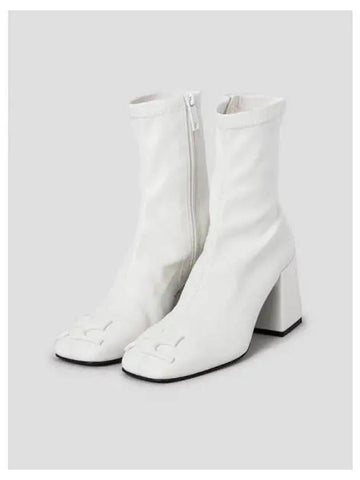 Women s Reedition Eco Leather AC Ankle Boots Walkers White Domestic Product GM0024022927798 - COURREGES - BALAAN 1