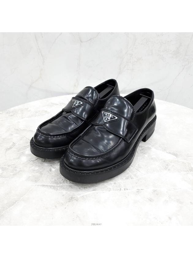 Lux You 8 5 Triangle logo brushed loafers 2DE127 - PRADA - BALAAN 1