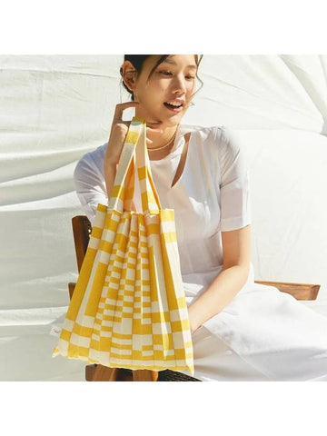 Tote bag grid yellow - PLEATSMAMA - BALAAN 1