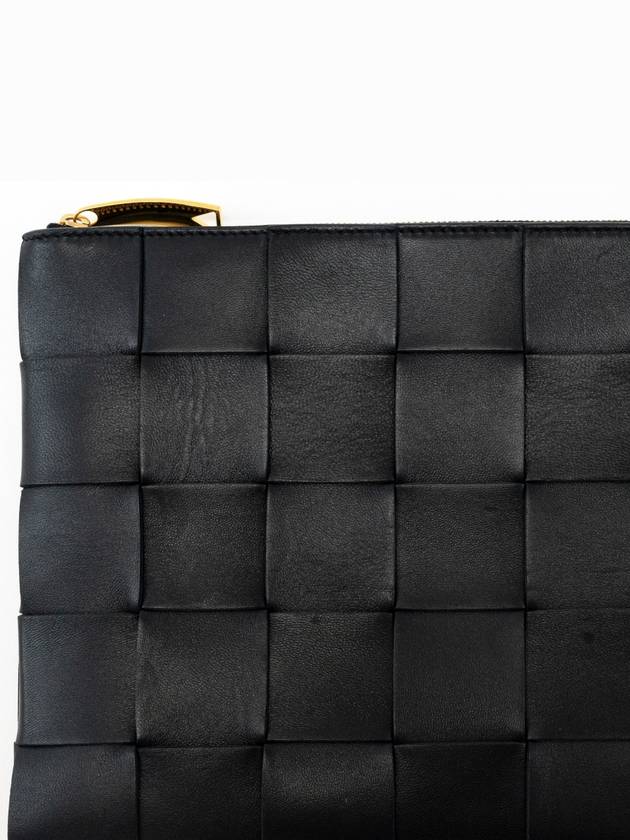 Cassette Intrecciato Medium Clutch Bag Black - BOTTEGA VENETA - BALAAN 3