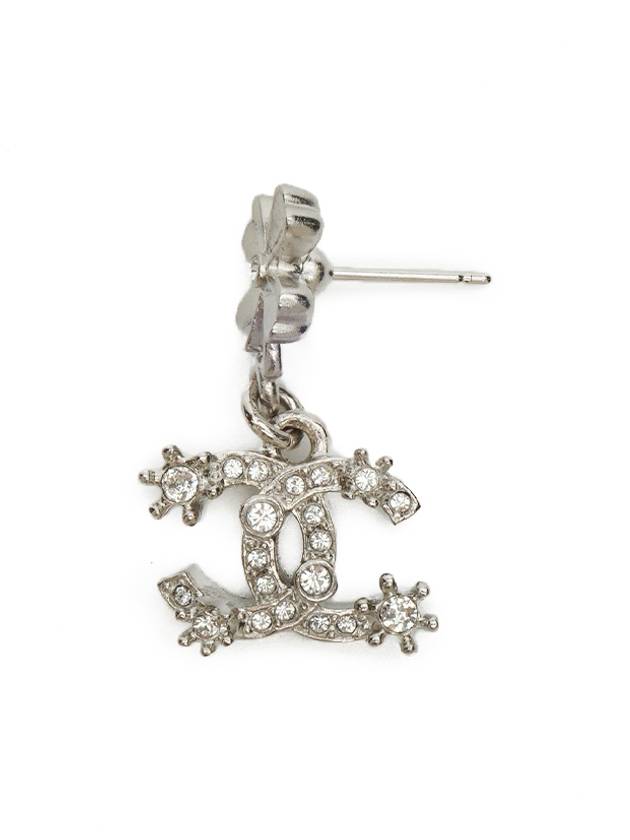 CC logo snowflake drop earrings silver - CHANEL - BALAAN 5