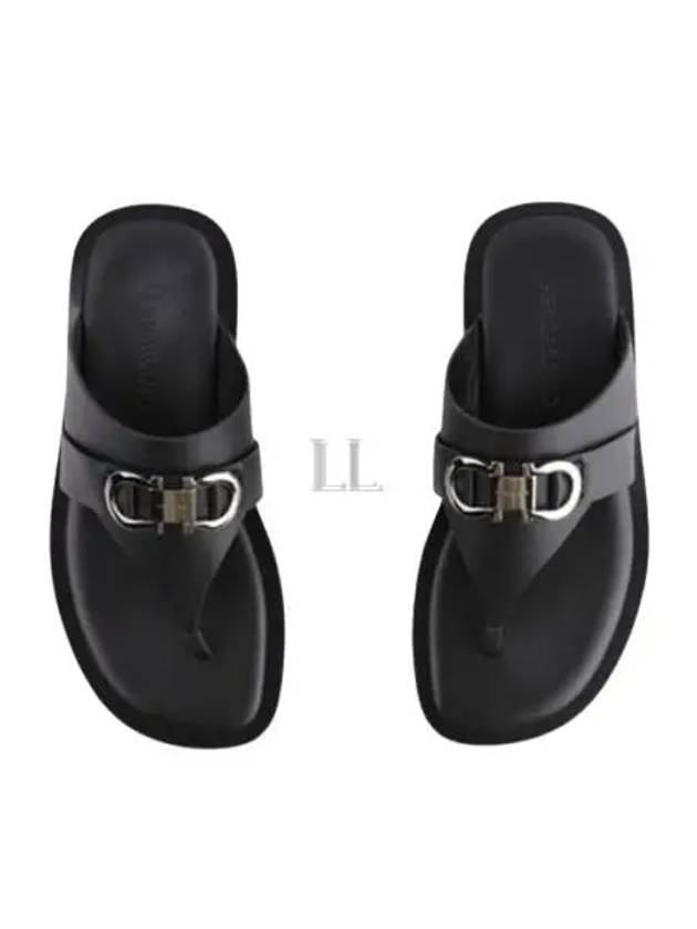 Gancini Leather Flip Flops Black - SALVATORE FERRAGAMO - BALAAN 2