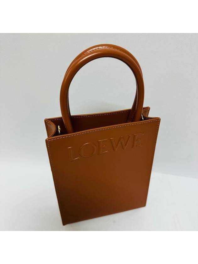 Standard A5 Calfskin Tote Bag Brown - LOEWE - BALAAN 3